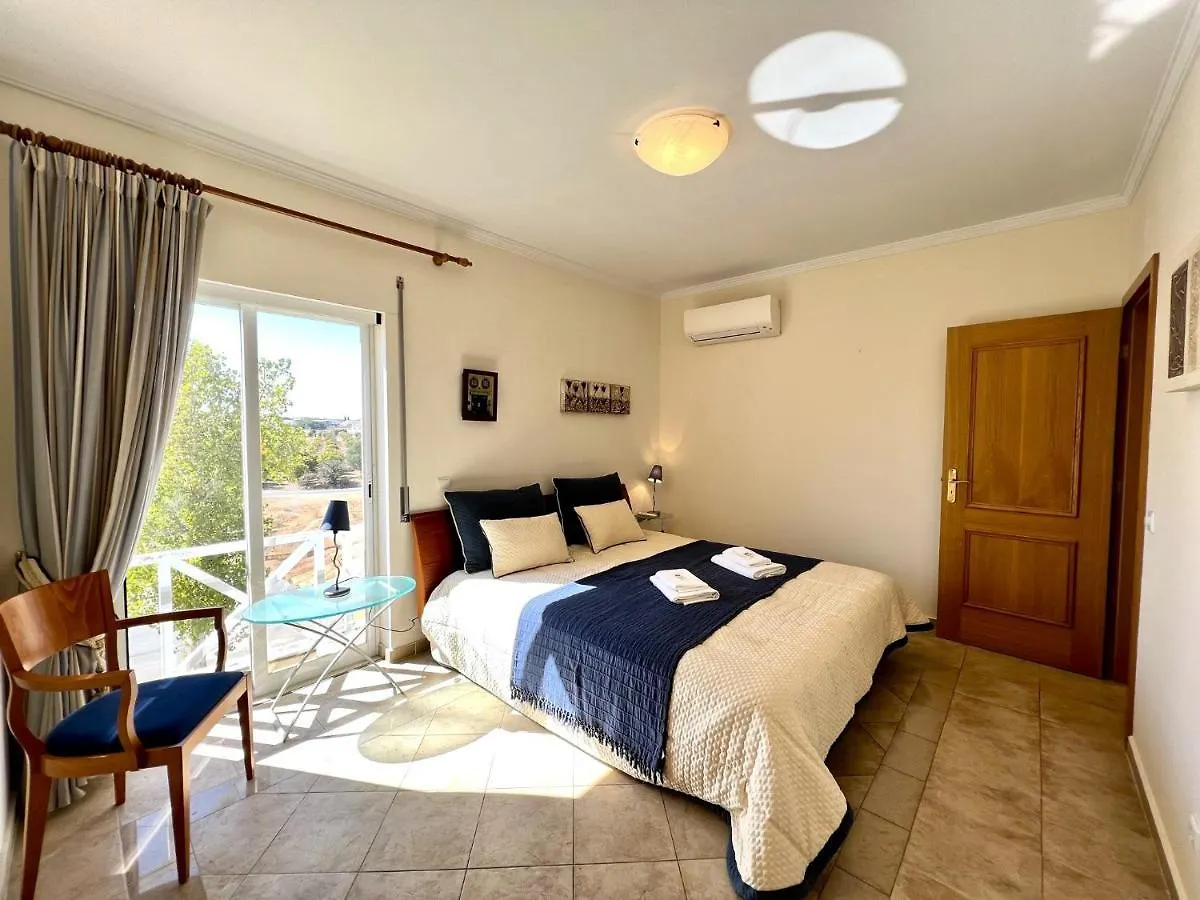 Albufeira Valley 1 With Pool By Homing